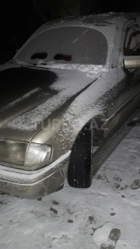 Mercedes C 200 1995, 250,945 km - 2.0 l - Bakı
