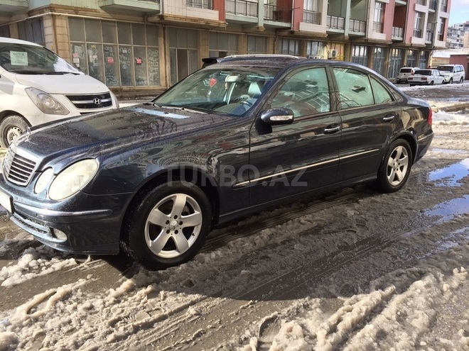Mercedes E 240 2002, 260,000 km - 2.6 l - Bakı