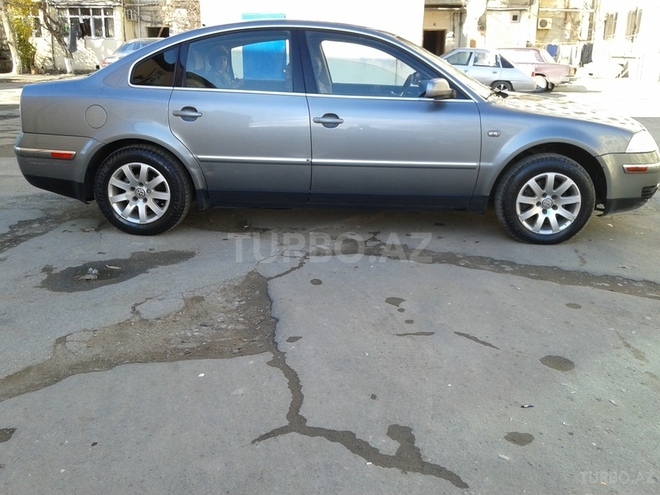Volkswagen Passat 2001, 234,000 km - 1.8 l - Bakı