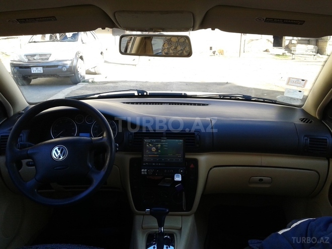 Volkswagen Passat 2001, 234,000 km - 1.8 l - Bakı