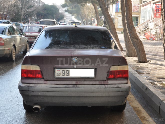BMW 320 1991, 330,000 km - 2.0 л - Bakı