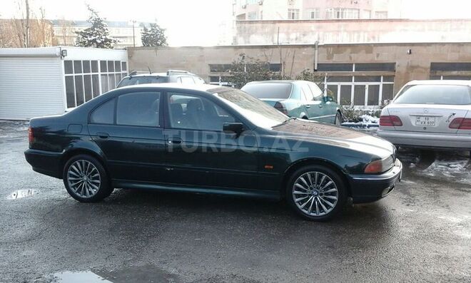 BMW 523 1997, 235,000 km - 2.5 л - Bakı