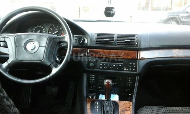 BMW 523 1997, 235,000 km - 2.5 л - Bakı