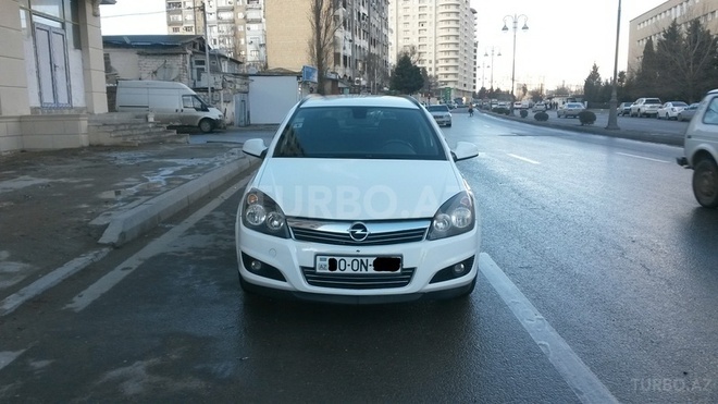 Opel Astra 2010, 92,000 km - 1.9 l - Bakı