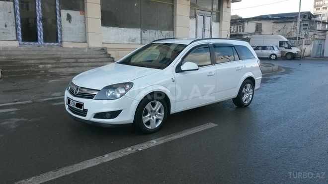 Opel Astra 2010, 92,000 km - 1.9 l - Bakı