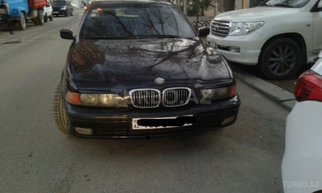 BMW 523 1999, 300,000 km - 2.5 l - Bakı