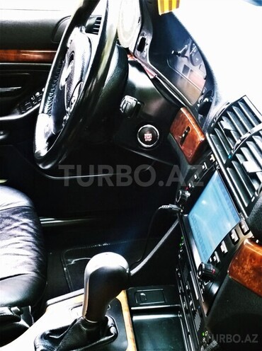BMW 528 1996, 250,000 km - 2.8 л - Bakı