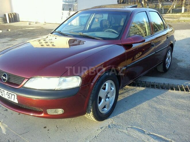 Opel Vectra 1996, 3,940,306 km - 1.8 l - Sumqayıt