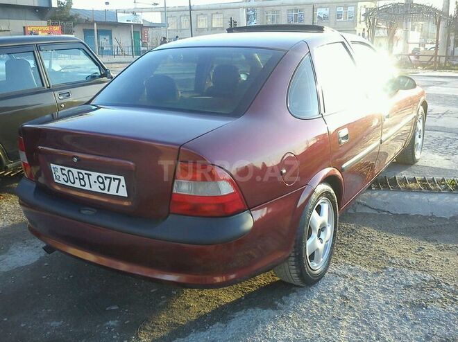 Opel Vectra 1996, 3,940,306 km - 1.8 l - Sumqayıt