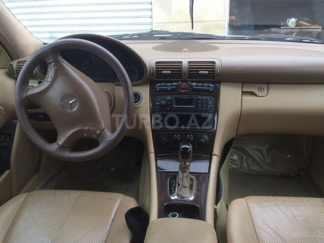 Mercedes C 240 2001, 250,000 km - 2.4 l - Xırdalan