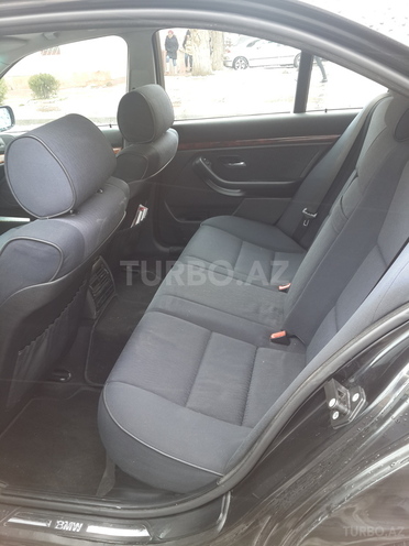 BMW 523 1999, 273,000 km - 2.5 l - Bakı