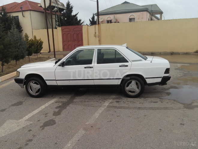 Mercedes 190 1988, 500,000 km - 2.5 l - Bakı