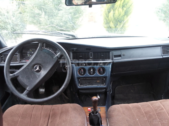 Mercedes 190 1988, 500,000 km - 2.5 l - Bakı