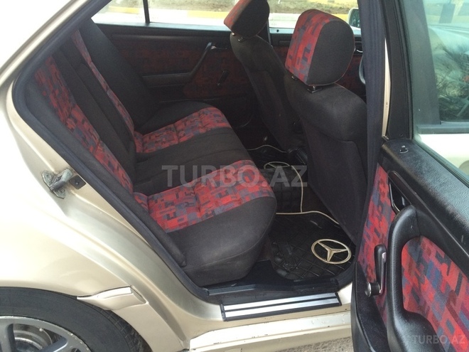 Mercedes C 180 1997, 195,041 km - 1.7 л - Sumqayıt