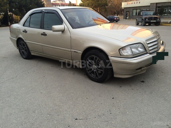 Mercedes C 180 1997, 195,041 km - 1.7 л - Sumqayıt