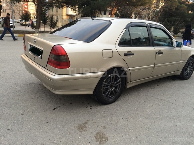 Mercedes C 180 1997, 195,041 km - 1.7 л - Sumqayıt