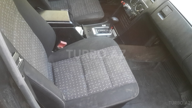 Mercedes C 250 1994, 40,000 km - 0.3 л - Bakı