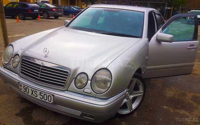 Mercedes E 280 1998, 235,000 km - 2.8 л - Bakı
