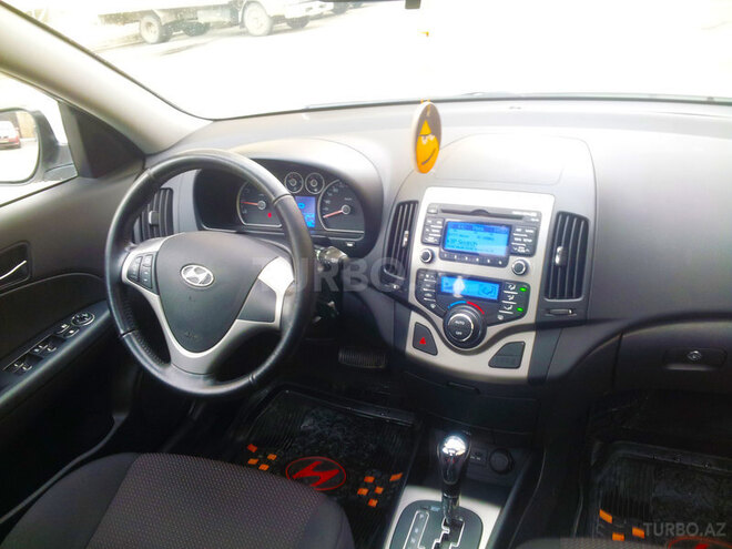 Hyundai i30 2011, 15,000 km - 1.6 l - Bakı