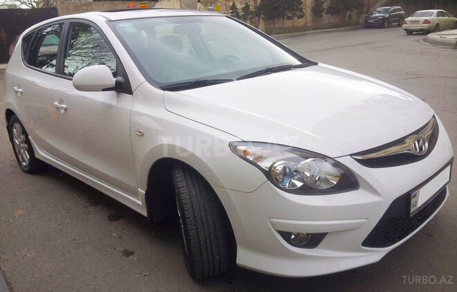 Hyundai i30 2011, 15,000 km - 1.6 l - Bakı