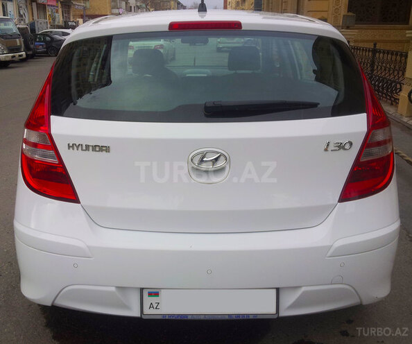Hyundai i30 2011, 15,000 km - 1.6 l - Bakı