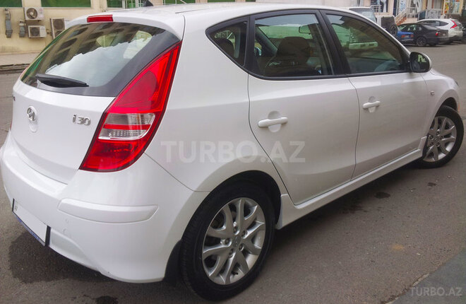 Hyundai i30 2011, 15,000 km - 1.6 l - Bakı