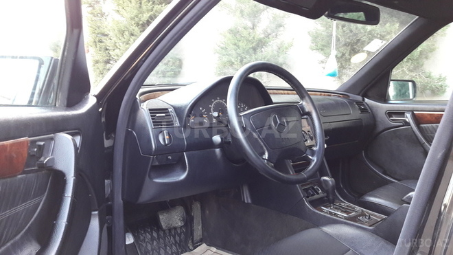 Mercedes C 230 1999, 278,000 km - 2.3 l - Bakı
