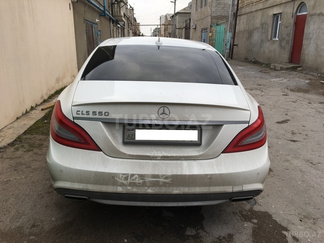 Mercedes CLS 550 2012, 68,000 km - 5.5 l - Bakı