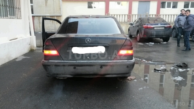 Mercedes C 180 1998, 211,300 km - 1.8 l - Bakı