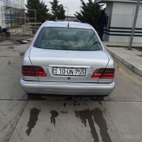 Mercedes E 280 1996, 317,000 km - 2.8 l - Bakı