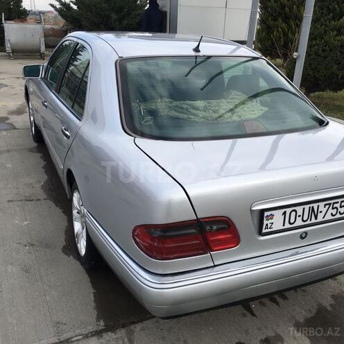 Mercedes E 280 1996, 317,000 km - 2.8 l - Bakı