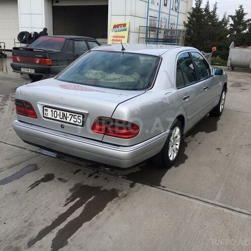 Mercedes E 280 1996, 317,000 km - 2.8 l - Bakı