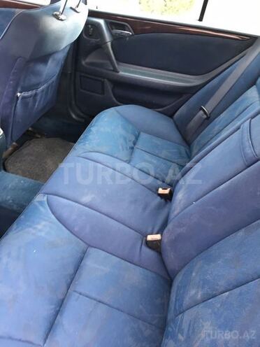 Mercedes E 280 1996, 317,000 km - 2.8 l - Bakı