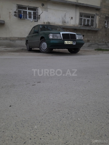Mercedes E 240 1990, 375,000 km - 2.5 л - Bakı