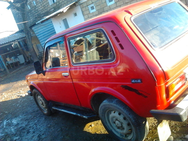 LADA (VAZ) Niva 1982, 150,000 km - 1.6 l - Astara