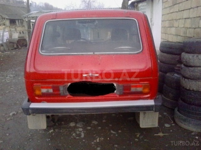 LADA (VAZ) Niva 1982, 150,000 km - 1.6 l - Astara
