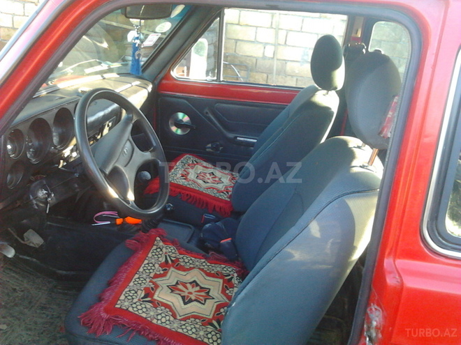 LADA (VAZ) Niva 1982, 150,000 km - 1.6 l - Astara