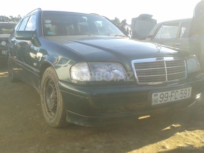 Mercedes C 180 1998, 260,000 km - 2.0 л - Cəlilabad