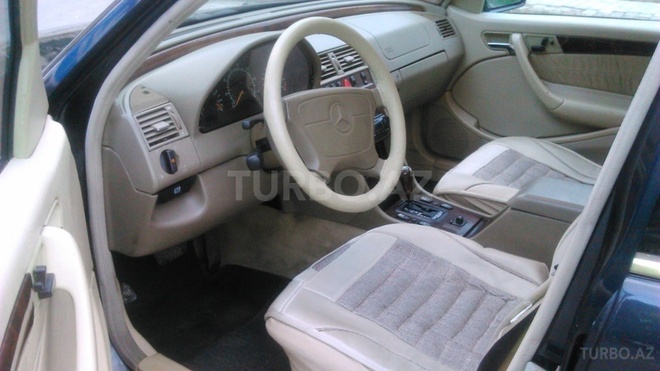 Mercedes C 230 1997, 245,000 km - 2.3 l - Sumqayıt