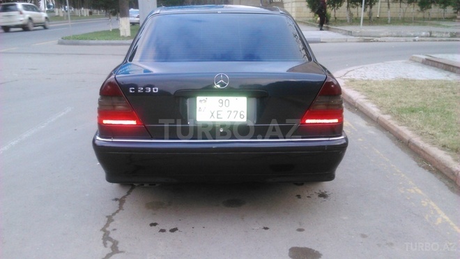 Mercedes C 230 1997, 245,000 km - 2.3 l - Sumqayıt
