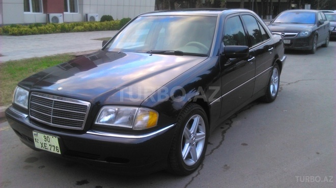Mercedes C 230 1997, 245,000 km - 2.3 l - Sumqayıt
