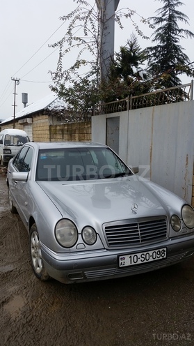 Mercedes E 230 1997, 243,000 km - 2.3 l - Bakı