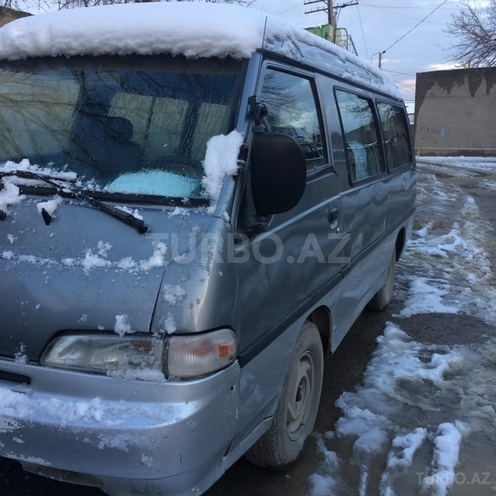 Hyundai H-1 1994, 213,457 km - 0.2 l - Ağsu