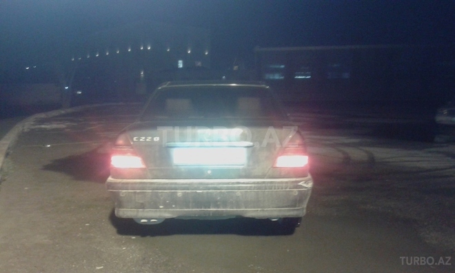 Mercedes C 220 1999, 189,234 km - 2.2 л - Bakı