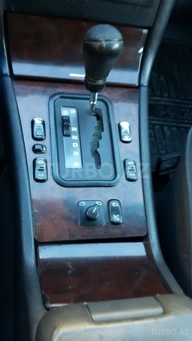 Mercedes E 230 1996, 285,000 km - 2.3 l - Bakı