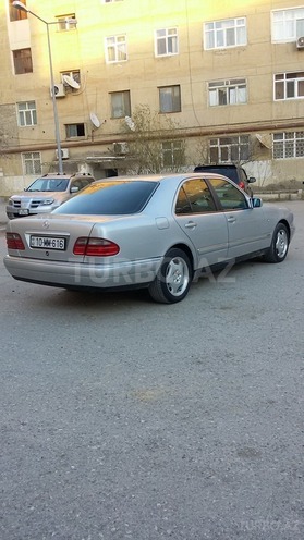 Mercedes E 230 1996, 285,000 km - 2.3 l - Bakı