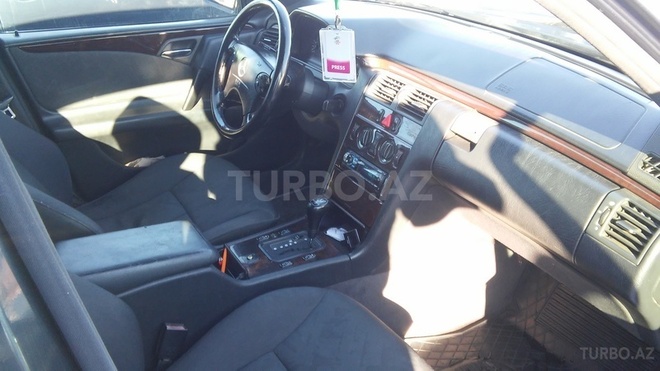 Mercedes E 200 1996, 350,000 km - 2.0 l - Şəmkir