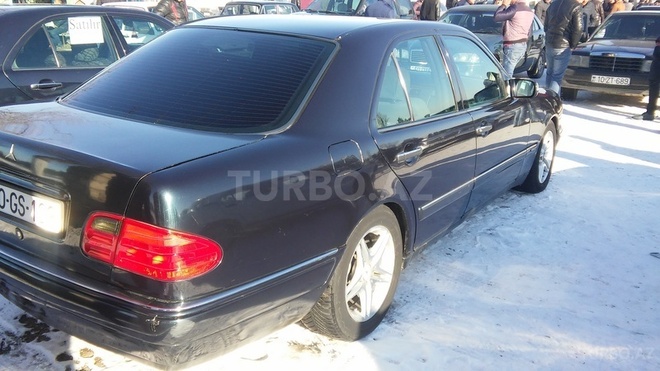 Mercedes E 200 1996, 350,000 km - 2.0 l - Şəmkir