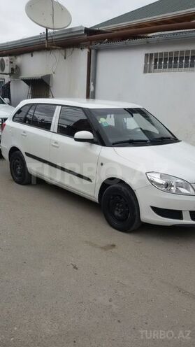 Skoda Fabia 2011, 148 km - 1.6 l - Bakı
