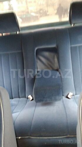 Mercedes E 220 1993, 412,000 km - 2.2 l - Sumqayıt